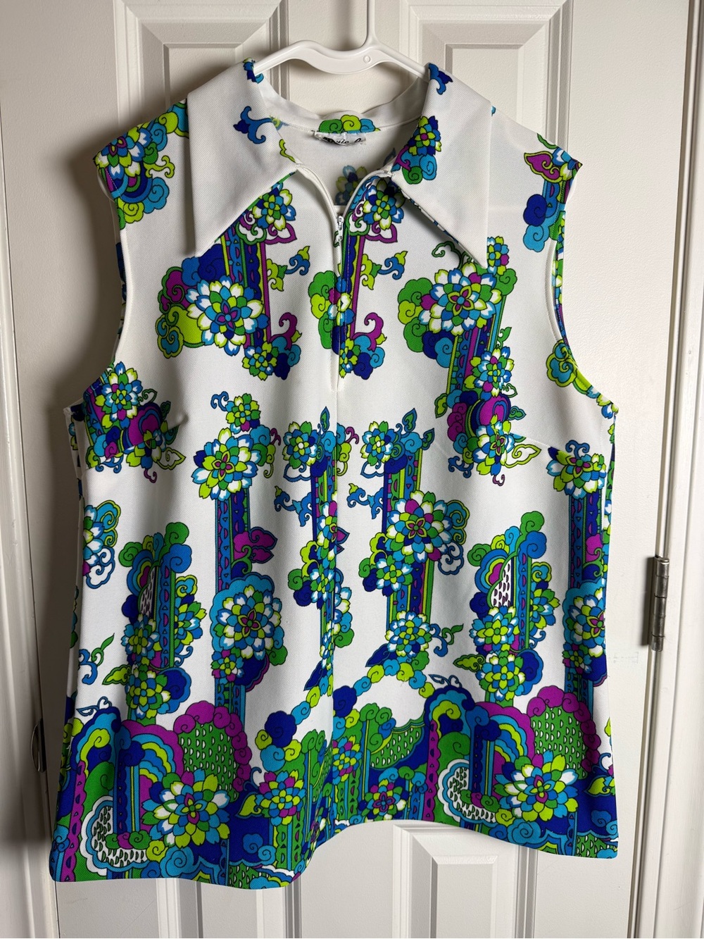 Lani White Sleeveless Zip-Front Top with Blue, Green & Purple Floral Print